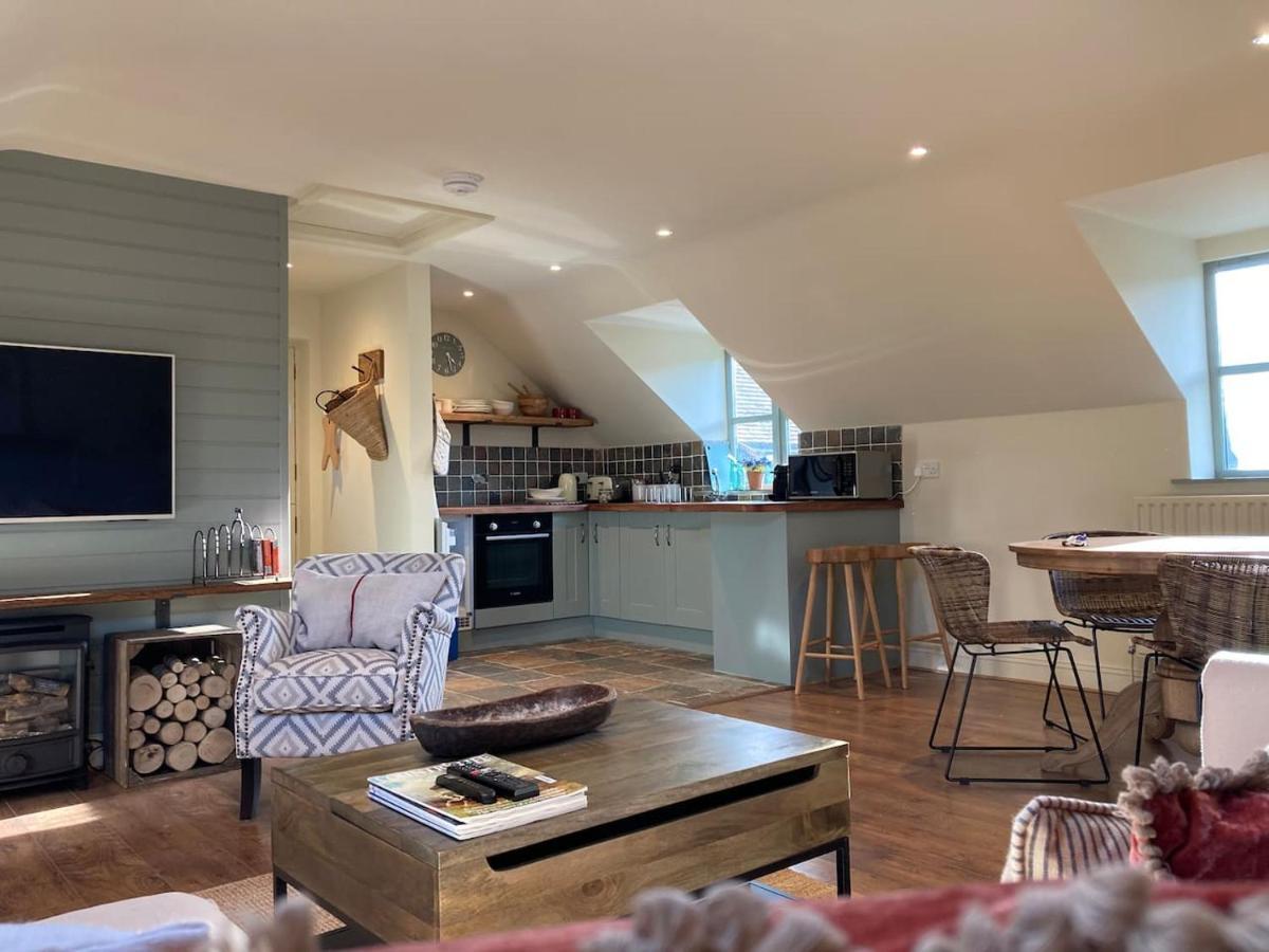 Apartamento Larkham Loft Teffont Magna Exterior foto