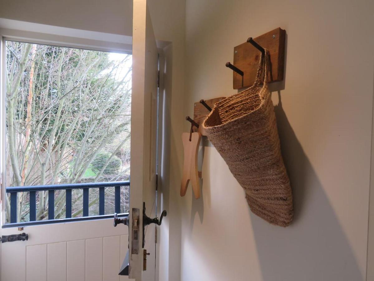 Apartamento Larkham Loft Teffont Magna Exterior foto